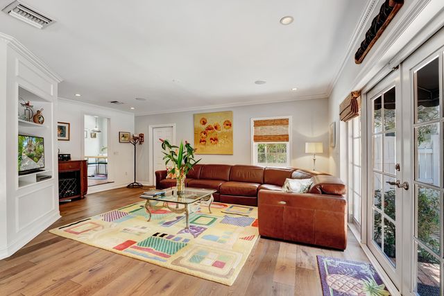 306 N Swinton Avenue, Delray Beach, FL 33444