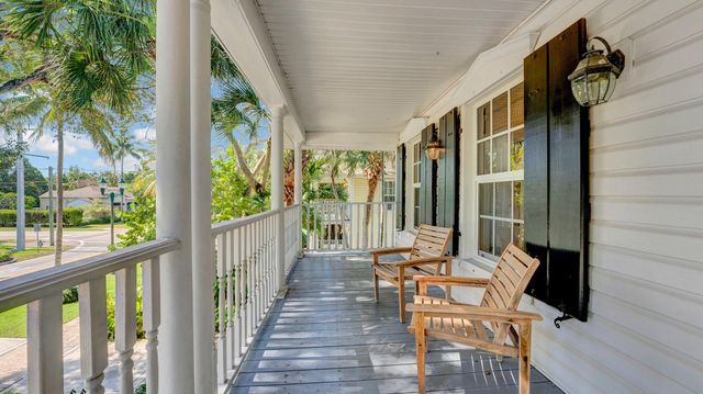 306 N Swinton Avenue, Delray Beach, FL 33444