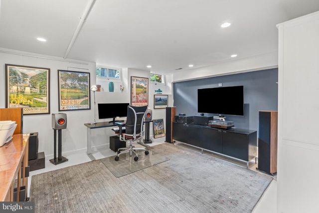 207 CAMERON ST, Alexandria, VA 22314