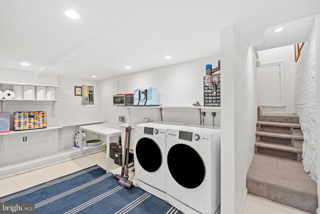 207 CAMERON ST, Alexandria, VA 22314