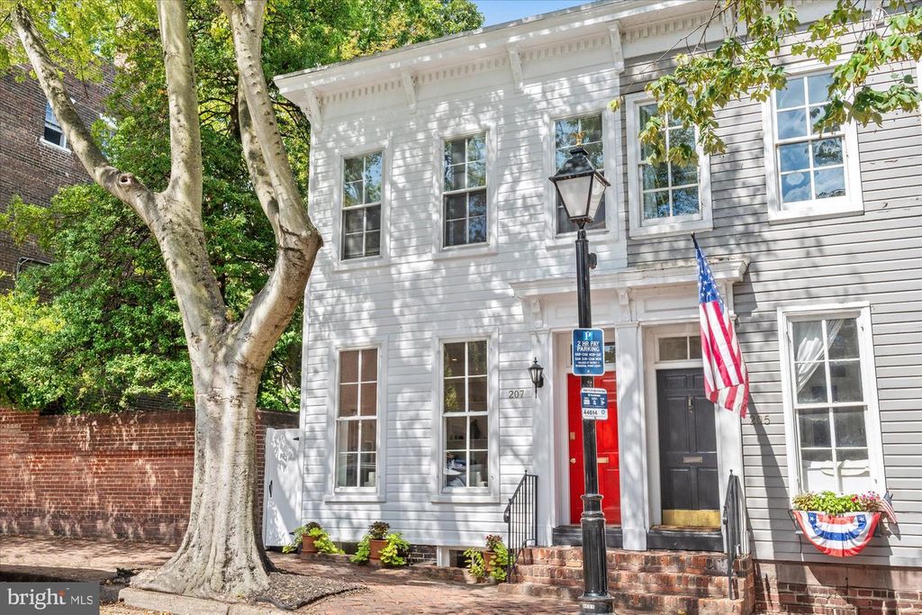 207 CAMERON ST, Alexandria, VA 22314