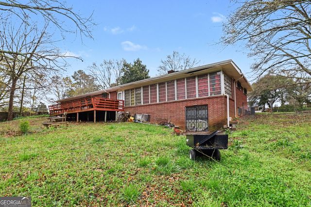 394 Fayetteville Road, Fairburn, GA 30213