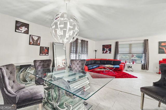 394 Fayetteville Road, Fairburn, GA 30213