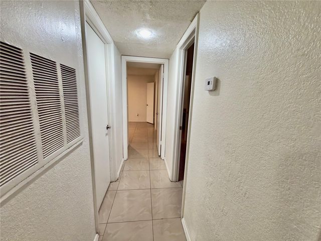 5152 CONROY ROAD 17, Orlando, FL 32811