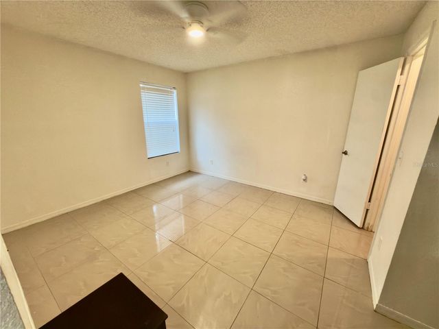 5152 CONROY ROAD 17, Orlando, FL 32811