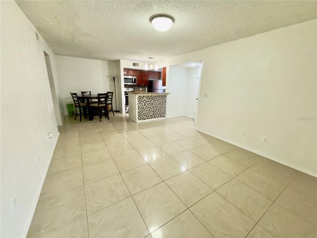 5152 CONROY ROAD 17, Orlando, FL 32811