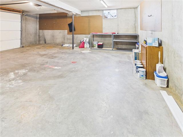 218 SE 51st Road, Warrensburg, MO 64093