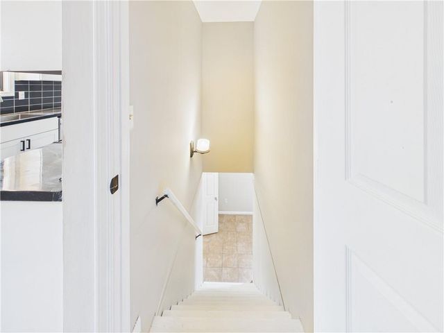 218 SE 51st Road, Warrensburg, MO 64093