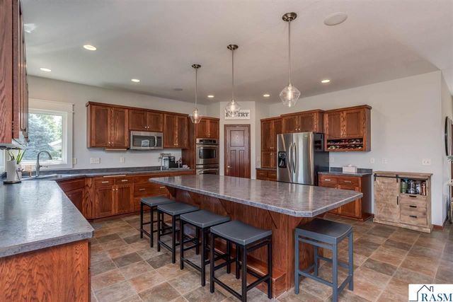2290 Balsam Drive, North Mankato, MN 56003