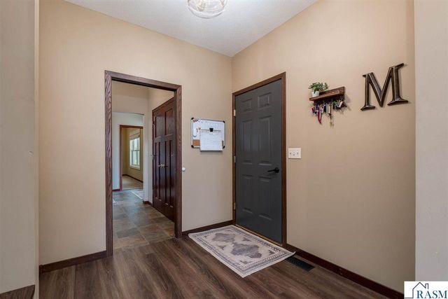 2290 Balsam Drive, North Mankato, MN 56003