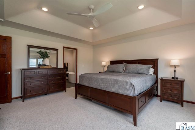 2290 Balsam Drive, North Mankato, MN 56003