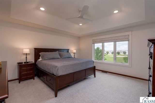 2290 Balsam Drive, North Mankato, MN 56003