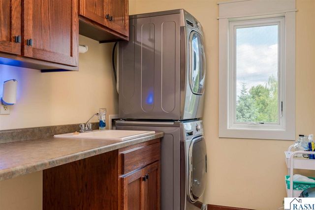 2290 Balsam Drive, North Mankato, MN 56003