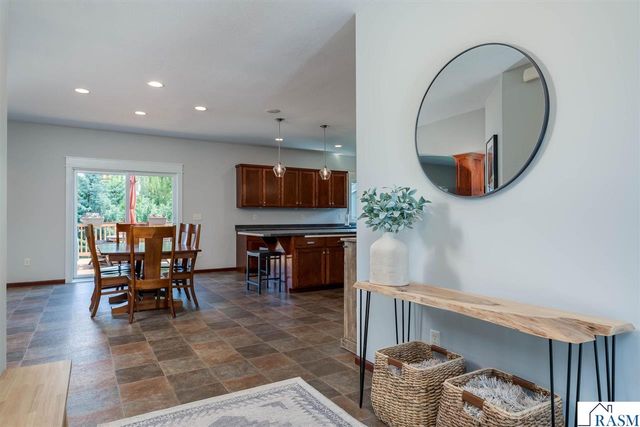 2290 Balsam Drive, North Mankato, MN 56003