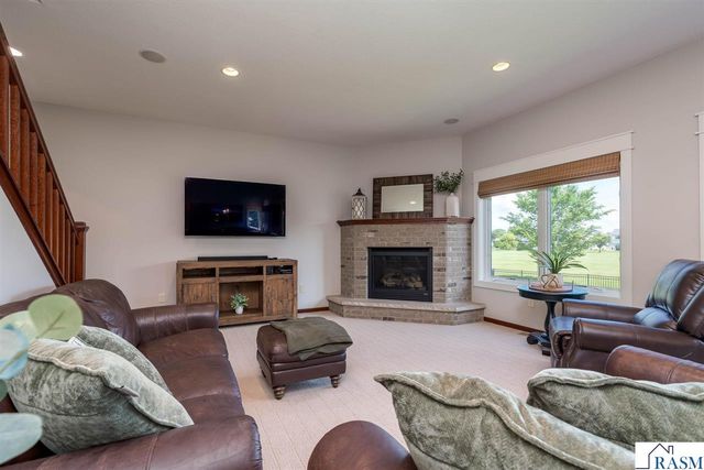 2290 Balsam Drive, North Mankato, MN 56003