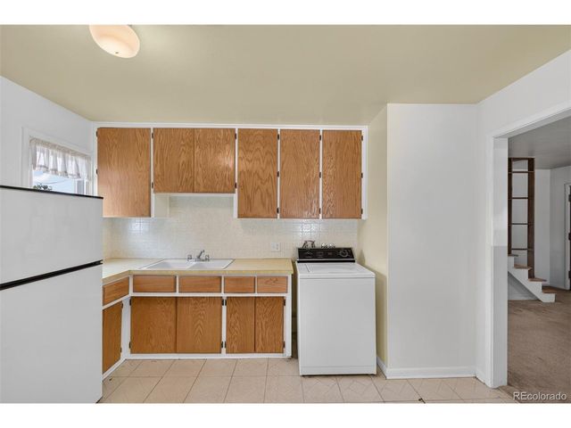 10831 Lowry Pl, Aurora, CO 80010
