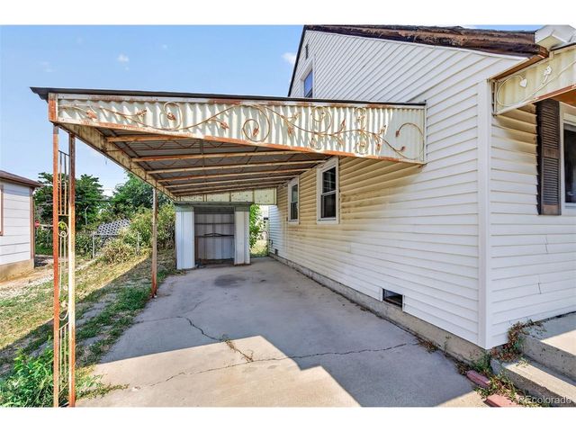 10831 Lowry Pl, Aurora, CO 80010