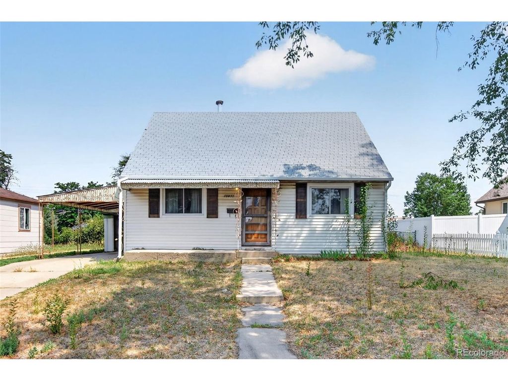 10831 Lowry Pl, Aurora, CO 80010