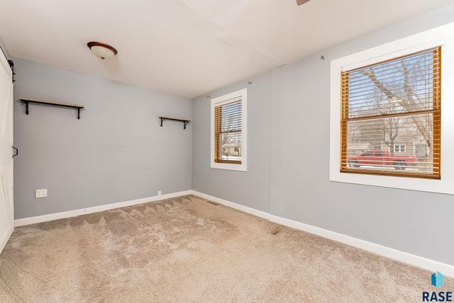 3508 N 6th Ave Avenue, Sioux Falls, SD 57104