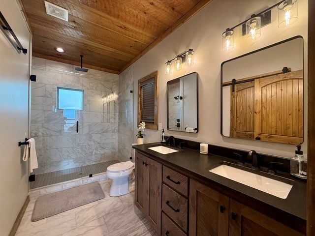 777 Talona Mountain Road, Ellijay, GA 30540