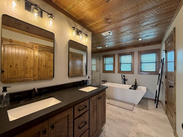 777 Talona Mountain Road, Ellijay, GA 30540