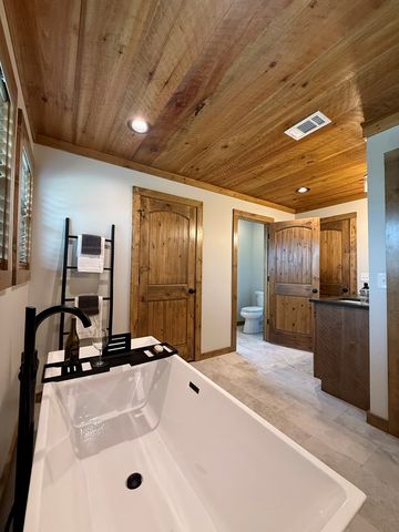 777 Talona Mountain Road, Ellijay, GA 30540
