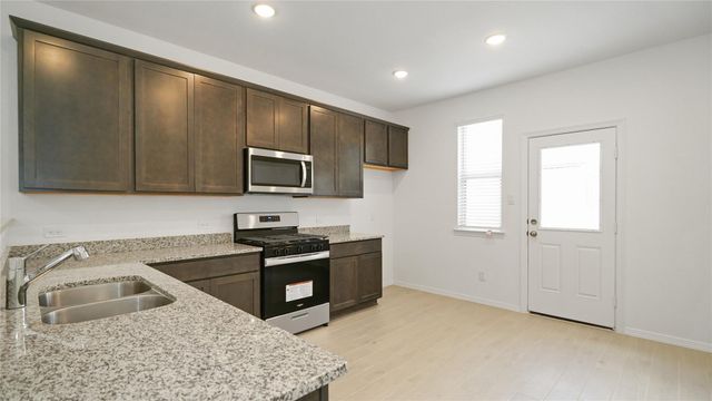 25707 Northpark Palm Drive, Porter, TX 77365