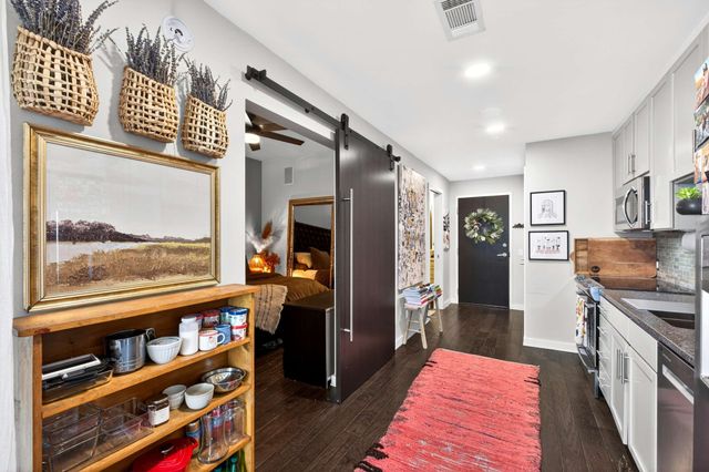 1212 Laurel St Apt 1312, Nashville, TN 37203