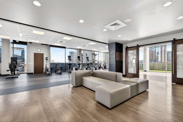 1212 Laurel St Apt 1312, Nashville, TN 37203