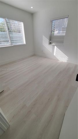 215 Zamora Ave 3, Coral Gables, FL 33134