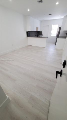 215 Zamora Ave 3, Coral Gables, FL 33134