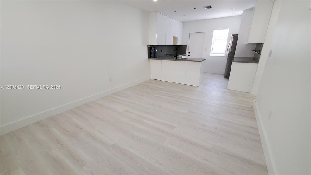 215 Zamora Ave 3, Coral Gables, FL 33134