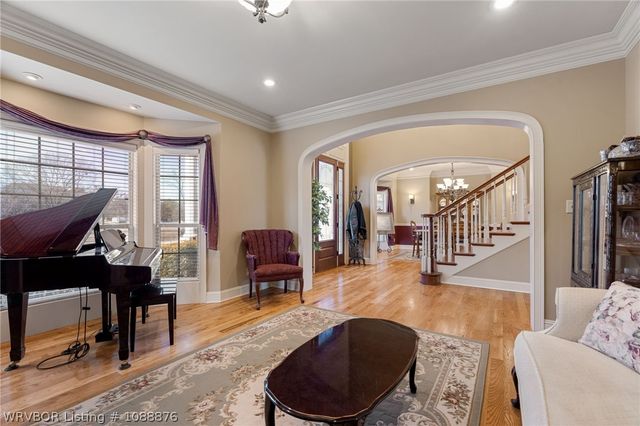 2108 N Mountain Grove Road, Alma, AR 72921