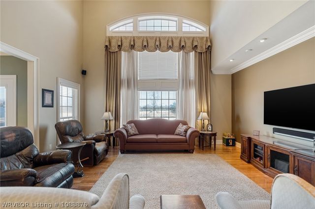 2108 N Mountain Grove Road, Alma, AR 72921