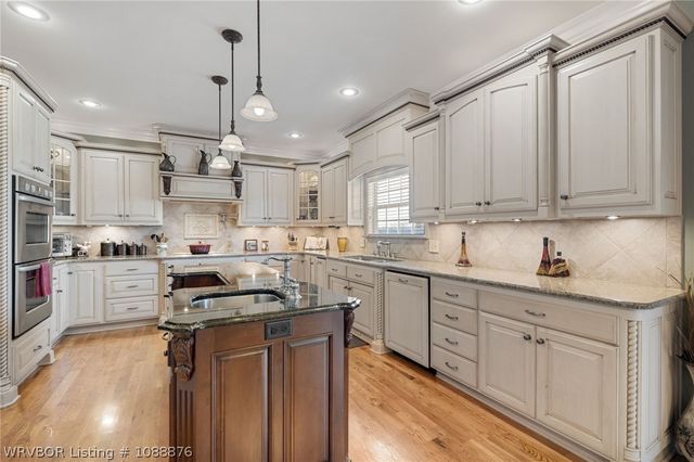 2108 N Mountain Grove Road, Alma, AR 72921