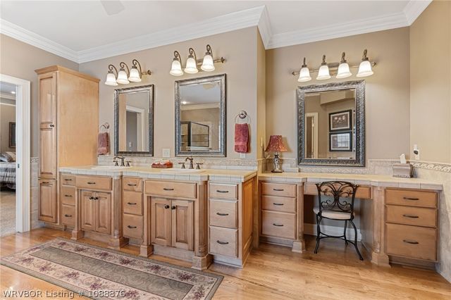 2108 N Mountain Grove Road, Alma, AR 72921