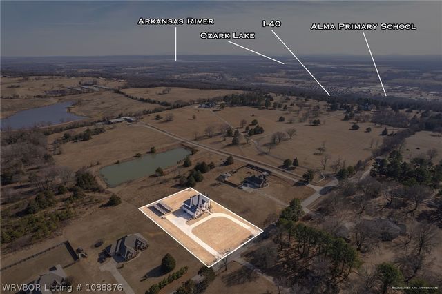 2108 N Mountain Grove Road, Alma, AR 72921