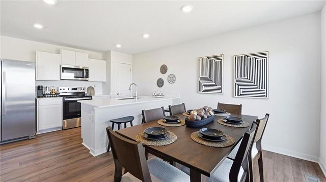 21005 W 217th Street, Spring Hill, KS 66083