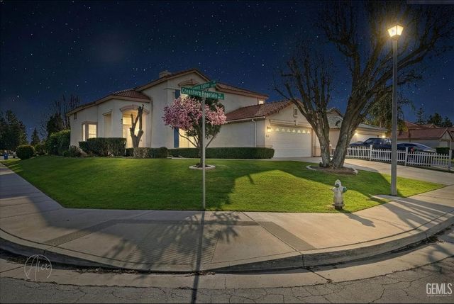 5841 Greenhorn Mountain Court, Bakersfield, CA 93313
