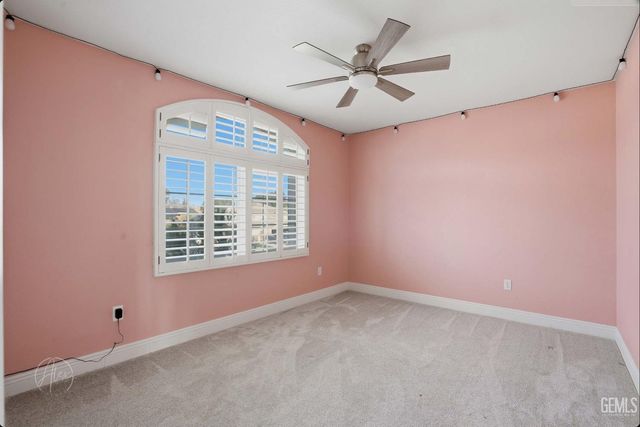 5841 Greenhorn Mountain Court, Bakersfield, CA 93313