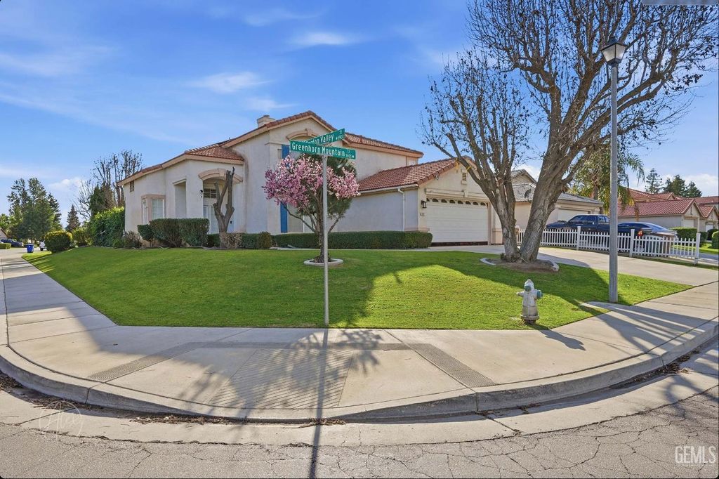 5841 Greenhorn Mountain Court, Bakersfield, CA 93313