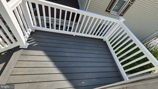 21 E MAPLE ST, Cleona, PA 17042