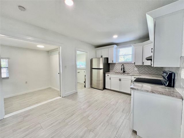 3501 DARTMOUTH AVENUE N, St Petersburg, FL 33713