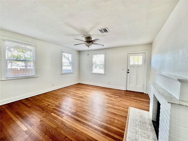 3501 DARTMOUTH AVENUE N, St Petersburg, FL 33713