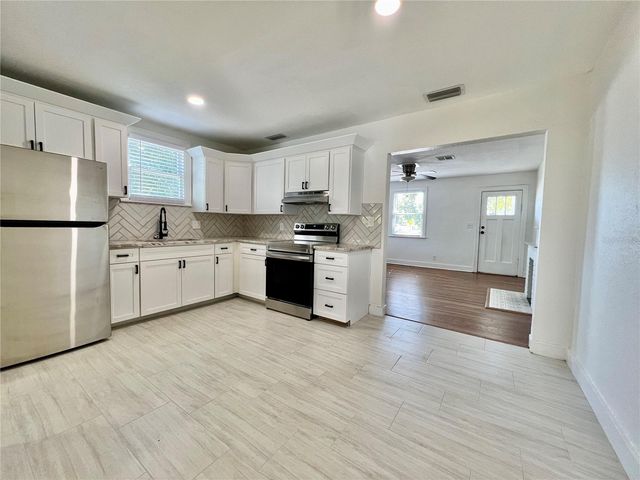 3501 DARTMOUTH AVENUE N, St Petersburg, FL 33713