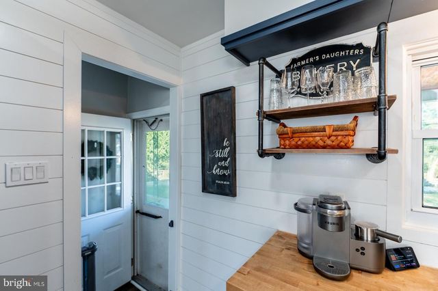 519 W ANDERSON AVE, Phoenixville, PA 19460