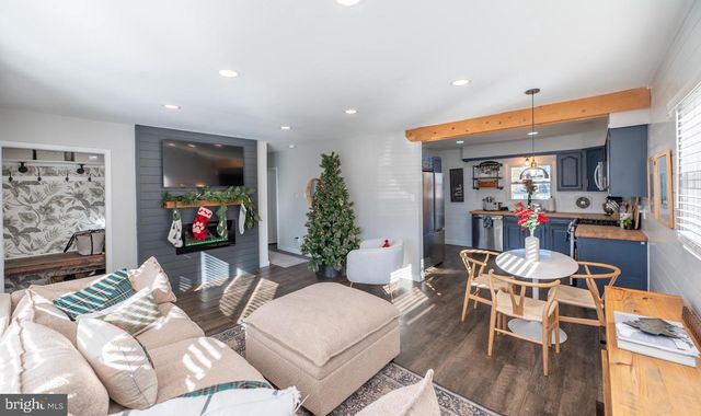 519 W ANDERSON AVE, Phoenixville, PA 19460