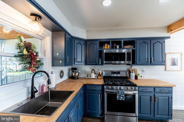 519 W ANDERSON AVE, Phoenixville, PA 19460