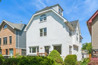 1037 Dodge Avenue, Evanston, IL 60202