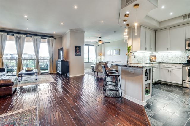 330 Las Colinas Boulevard E 1016, Irving, TX 75039